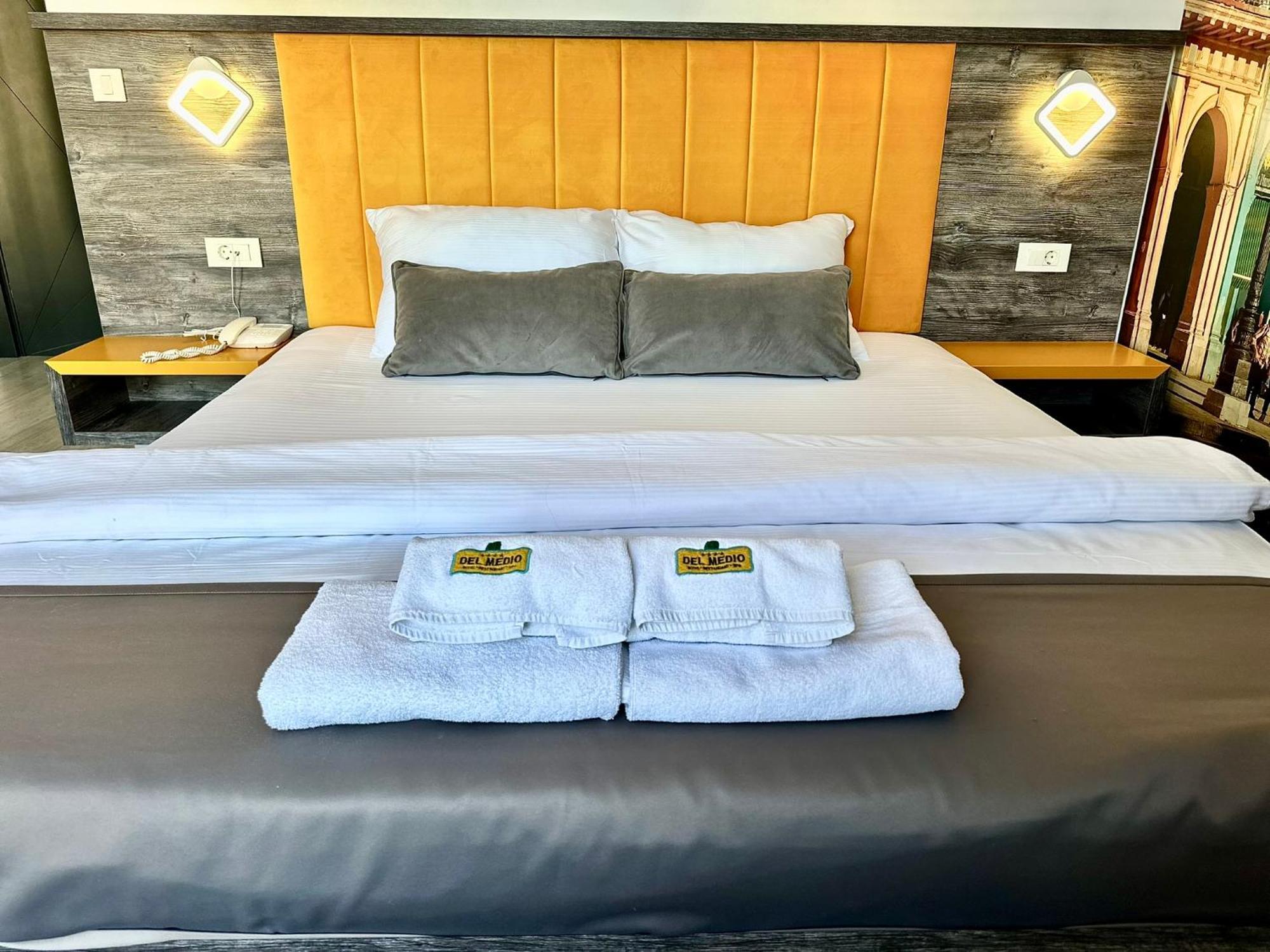 Hotel Del Medio Sutomore Extérieur photo