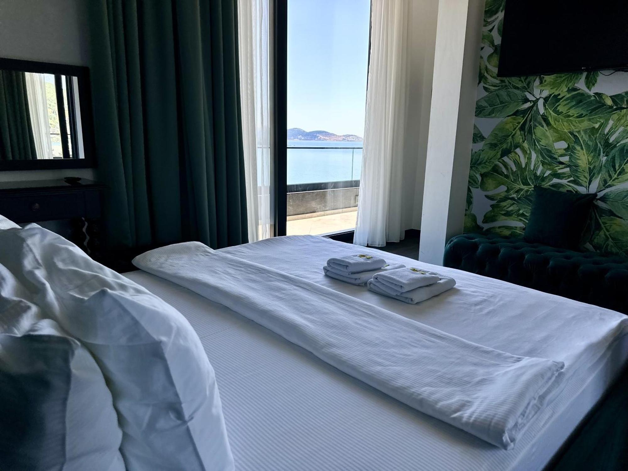 Hotel Del Medio Sutomore Chambre photo